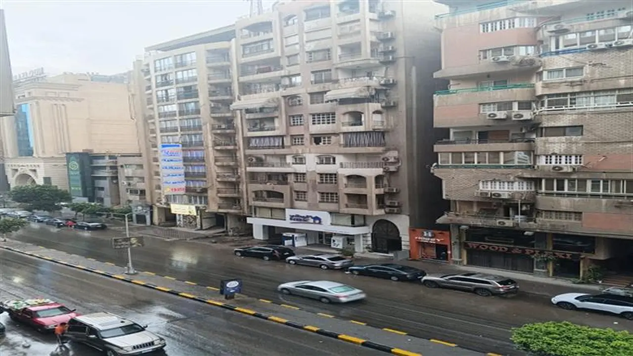 أرقام الطوارئ المخصصة للإبلاغ عن حوادث الطرق خلال موجة الطقس السيئ والامطار